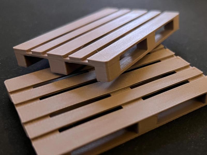 Detailed Euro Pallet - Scale 1:16