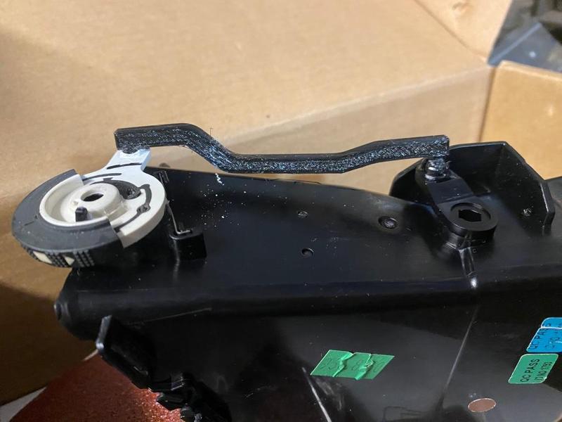 Peugeot 508 Air Vent lever