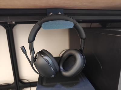 Headphone stand for 4040 aluminum extrusion profile