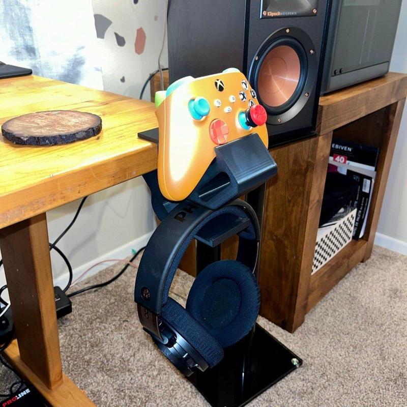 Headphone Mount