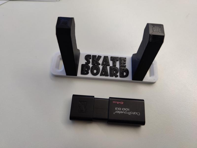 Skateboard holder