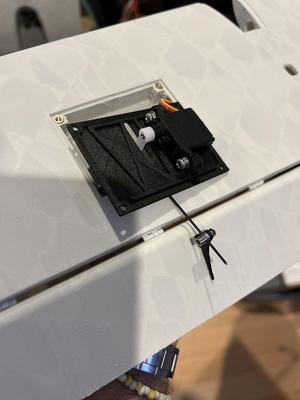 servo cover holder Corona929MG