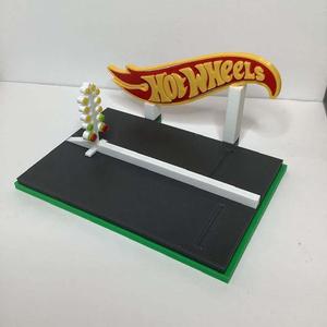Hot Wheels Dragway display