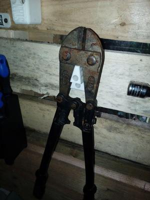 Bolt Cutter Wall Holder
