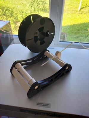 Filament Spool Holder ("spool-er")