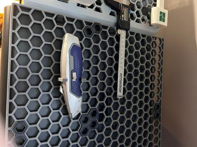 Utility Knife Hanger HSW Honeycomb Storage Wall