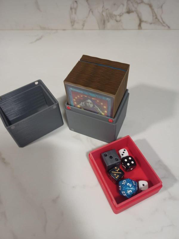 Deck box for 80 cards with dice slot (MTG, Pokemon, Lorcana, One Piece, Digimon)