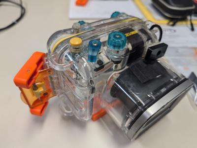 Canon diving suit clip