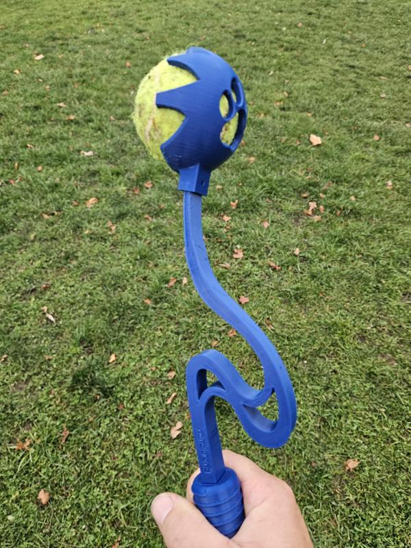 Dog ball launcher, handle and arm with replacement head