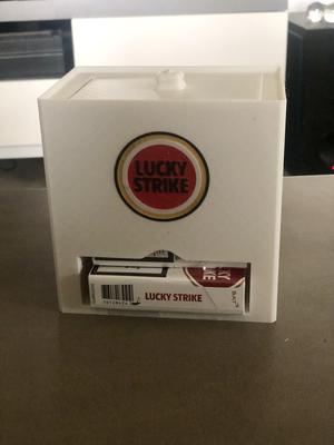 LuckyStrike Box
