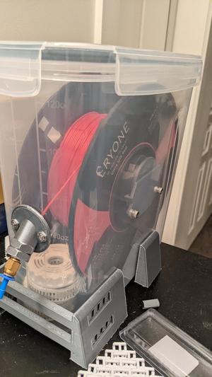 Extendable Dry Box Spool Holder