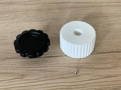 Telescope mount flexible shaft knob