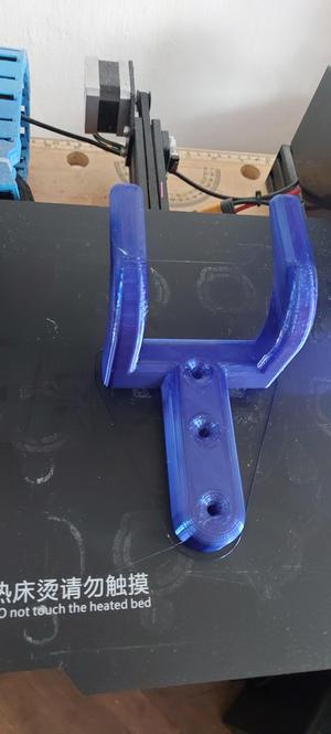 Kids garden tools wall holder