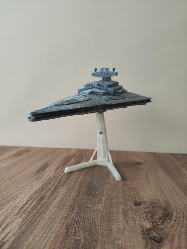 Star destroyer stand