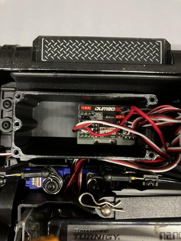 TRX6 hauler larger receiver box