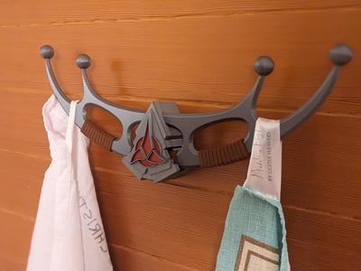 Klingon Bat'leth dual towel hanger