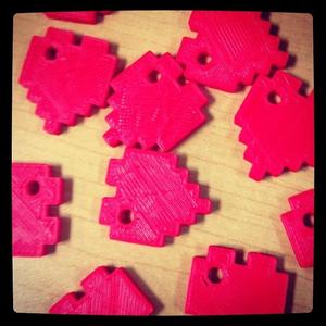 8 Bit Heart Set - Keychain, pendant, charm