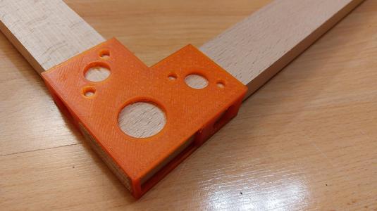 Eckverbinder für  20 x 40 mm Holzleisten