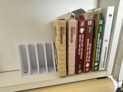 Buillon Cube Pack Rack Stand