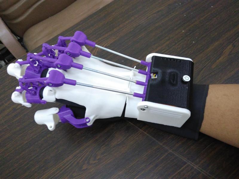 CRE-006 Flexon Power Grip Exoskeleton