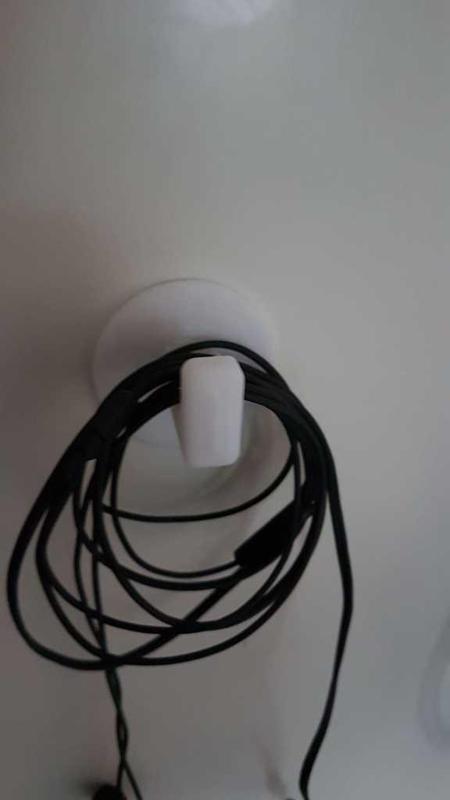 In ear haedphone holder