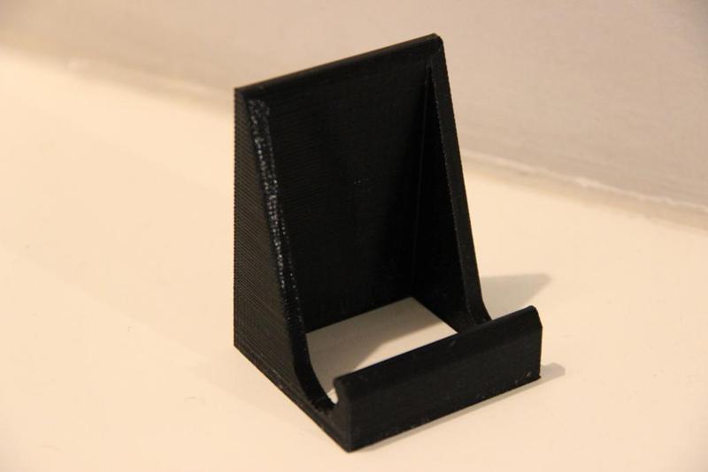 Smartphone stand for Large and small phones