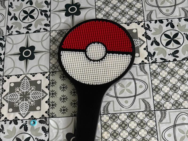 PokéSwatter – Pokémon Fly Swatter (Full Colour)