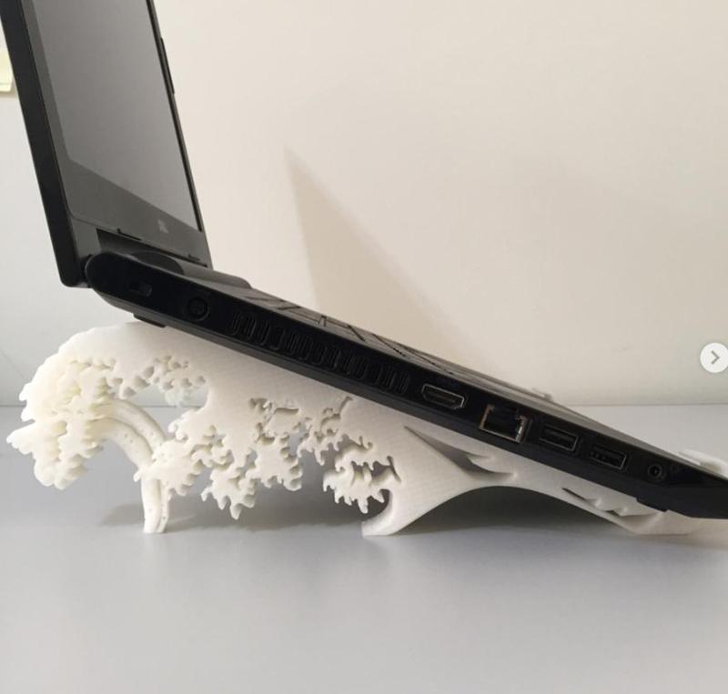 P1 Notebook Stand inspired by "The Great Wave of Nakagawa"