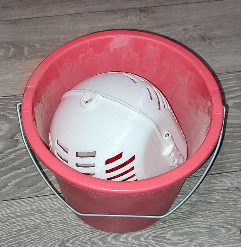 Granule/media separator - Sleeve cleaner