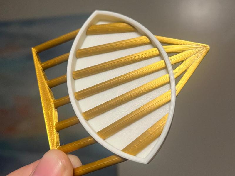 Lens refraction cutaway