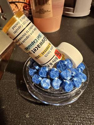 PILLS AND CAPSULE REPLICAS FOR DECORATION USE - MEDICINE