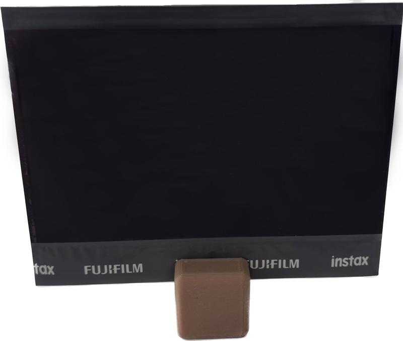 Polariod Photo Stand