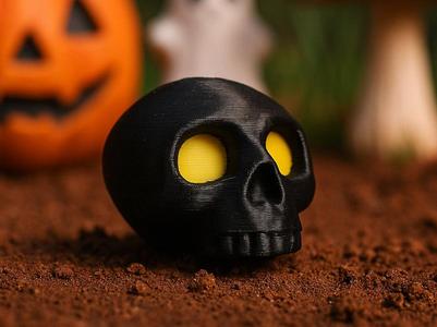 Tiny Spooky Skull