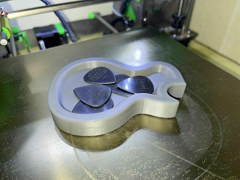 Tray for guitar picks - Gibson Les Paul shaped