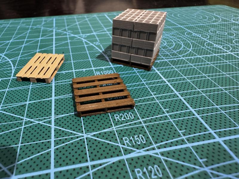 empty wooden pallet diorama 1/50