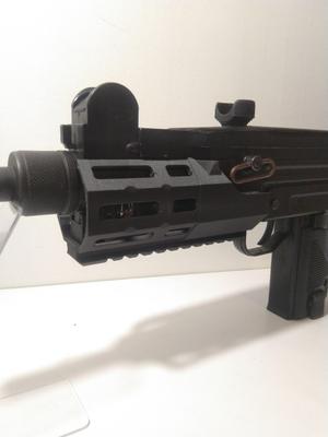 Uzi M-Lock & P-Rail Handguard