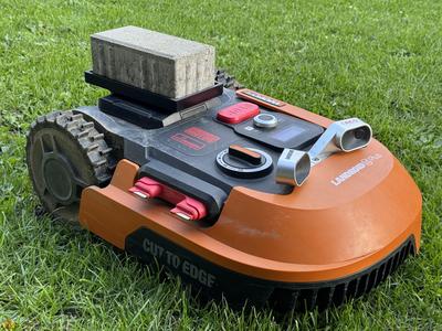Landroid Brick Weight Mount (Worx Landroid Plus WR167E 700)