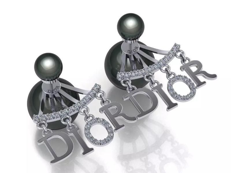Dior earring