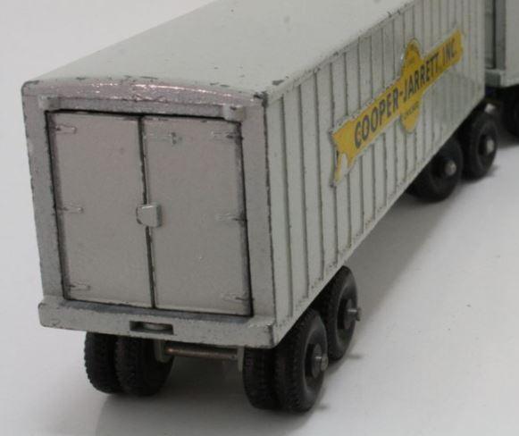 Lesney Matchbox Major Pack M-9 Interstate Double Freighter Back Doors Gates