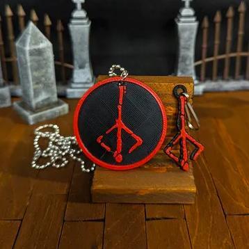 Bloodborne Round Hunters Mark Necklace With Keychain