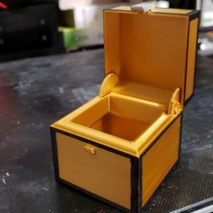 Minecraft Chest and Double Chest: Hidden Hinge