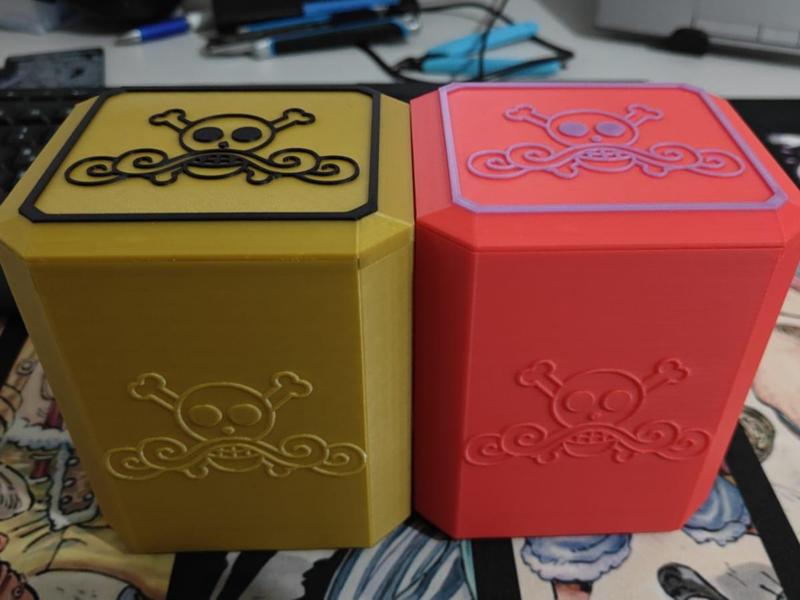 Silvers Rayleigh&Gol D Roger One Piece TCG Deckbox