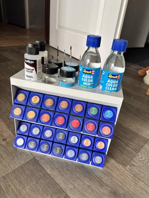 Revell aqua color stojan