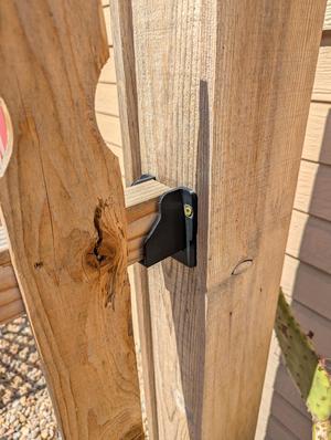 2x4 Fence Bracket