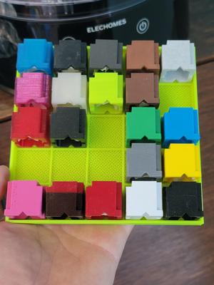 Cube tray for cubed cubes.