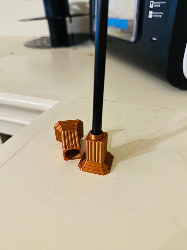 pillarContainer/pencilHolder