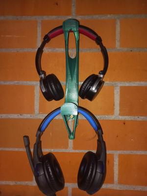 duble headphones stand