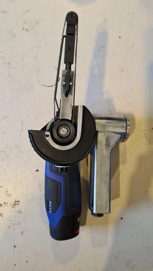 Bosch GWS 12V Bandschleifer Adapter