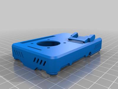 Raspberry Pi 4 mode B case with chain guide for ribbon 