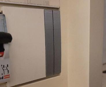 Obturateur pour panneau électrique 1 DIN - obturator electric panel 1 DIN
